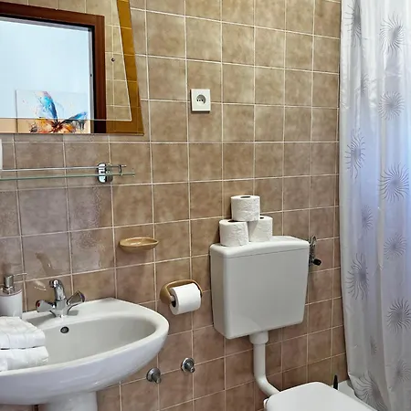 & Meri Apartman Tucepi