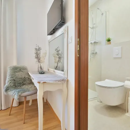 Apartmán & Meri *