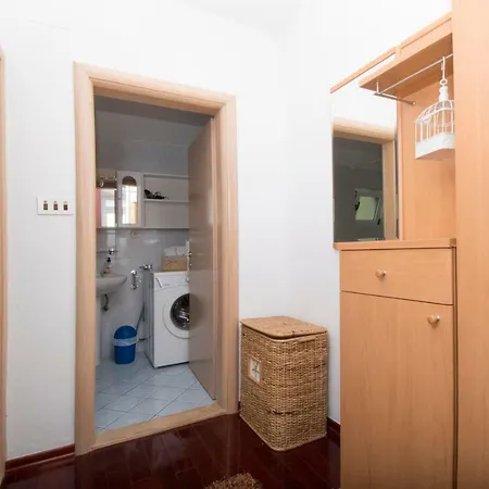 & Meri Apartman Tucepi